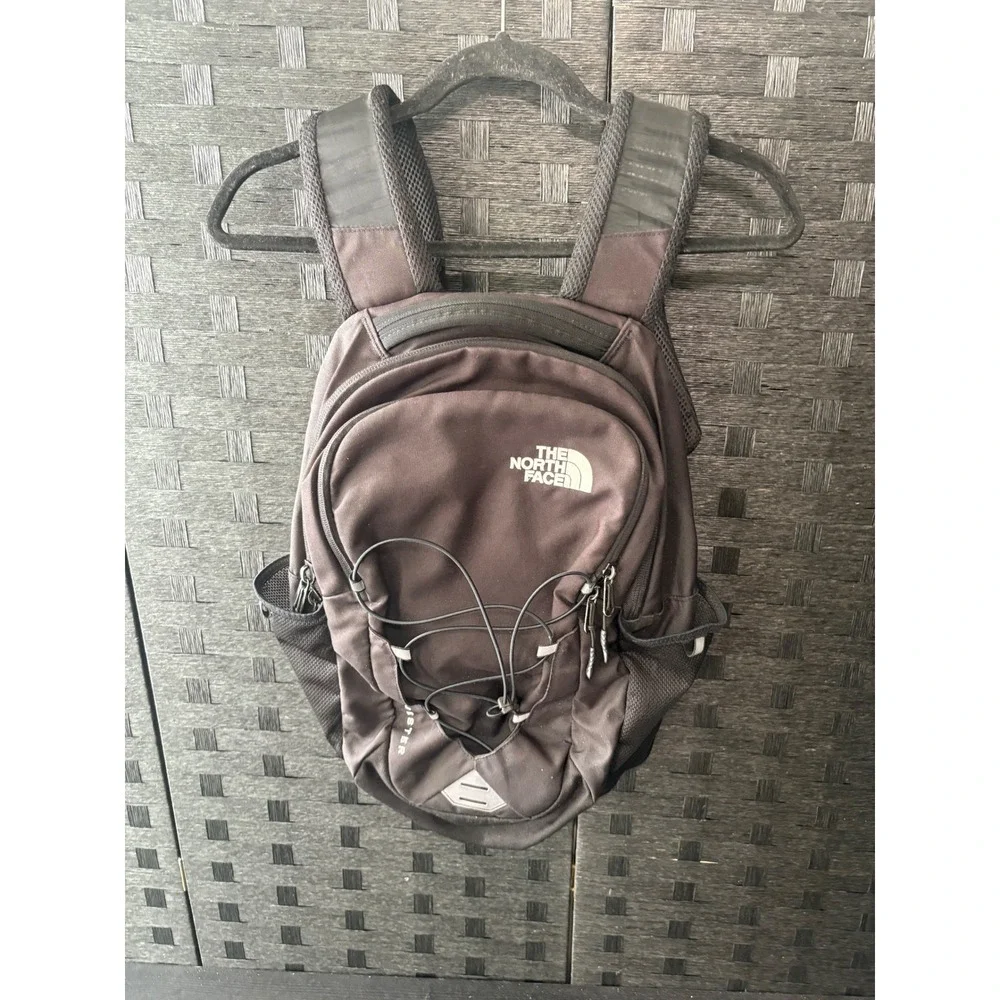 North face jester large back pack black
